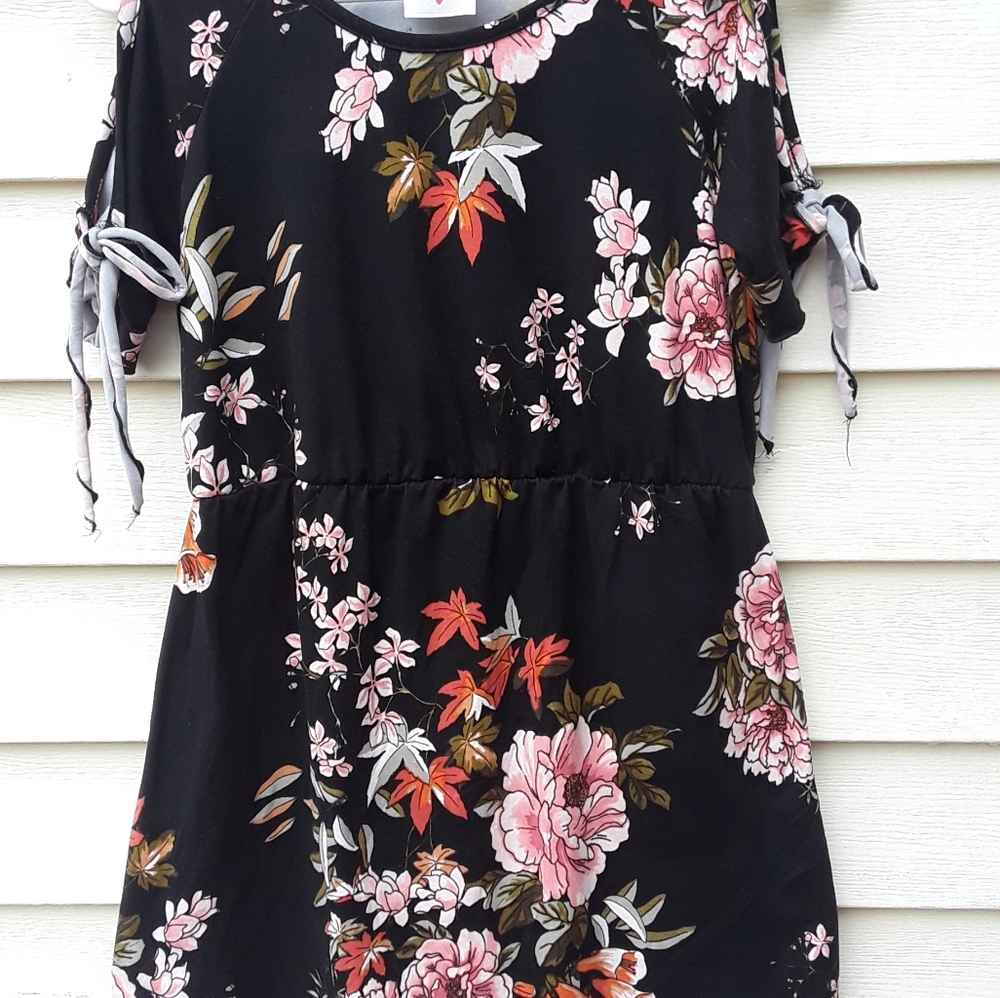 Maternity blouse black size S